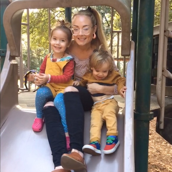 🔝 10% Seller, 🔝Rated Seller & Sharer, PoshMentor - Picture 9 of 15